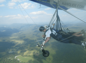 Hang Gliding from Lookout Mountain Tennessee